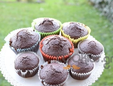 Η συνταγή της ημέρας: Μάφινς με μαύρη σοκολάτα